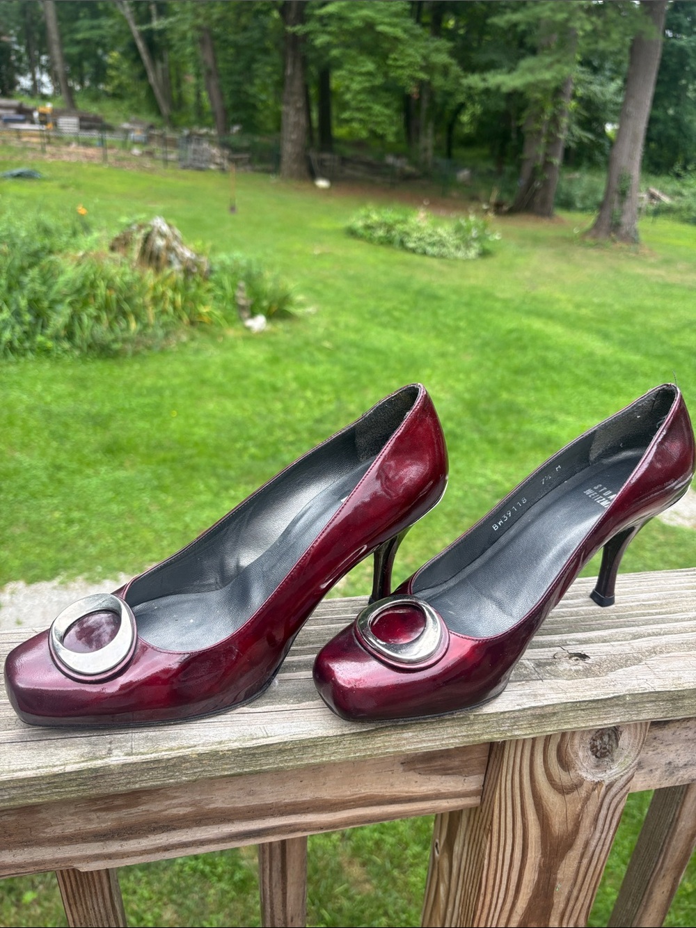 STUART WEITZMAN Womens Burgundy Patent Leather Heels